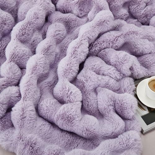 DREAMNINE Soft Faux Bubble Rabbit Fur Throw Blanket for Couch, Thick Cozy Decorative Warm Fuzzy Fur Blanket for Sofa Chair Bedroom Living Room Dorm Gift, 50 * 60 Inches, Lilac Purple - Thumbnail 5