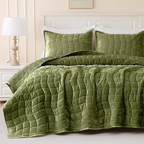 DOWNCOOL Velvet Quilt Set Queen Size, 3 Pieces Soft Lightweight Quilted Velvet Bedspread Coverlet Bedding with 2 Pillow Shams for All Season, Olive Green - Image 1