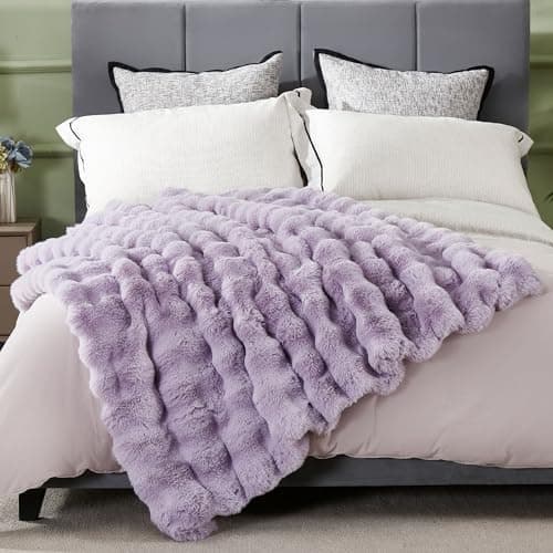 DREAMNINE Soft Faux Bubble Rabbit Fur Throw Blanket for Couch, Thick Cozy Decorative Warm Fuzzy Fur Blanket for Sofa Chair Bedroom Living Room Dorm Gift, 50 * 60 Inches, Lilac Purple - Thumbnail 6