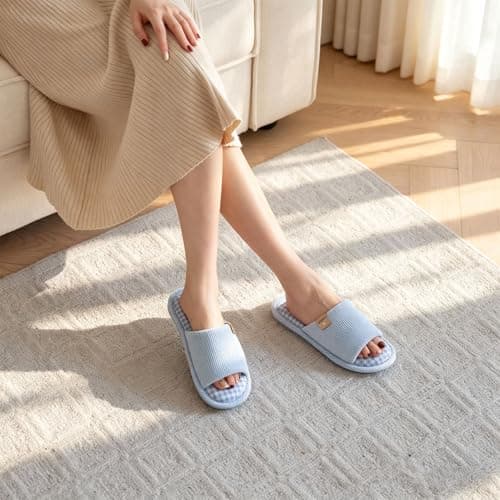 GOEWY Summer House Slippers for Women Cozy Open Toe Breathable Slippers with Memory Foam Birthday Gifts for Women Mom Indoor and Outdoor Size 7 8 Blue Checkered - Thumbnail 2