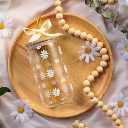 KMCCUMBER Cute Glass Cups with Lids and Straws, Teen Girl Birthday Gifts Daisy Iced Coffee Cup, Beige Aesthetic Mug Tumbler for Birthday Mothers Day Christmas Valentines Coffee Lover 16oz - Thumbnail 2