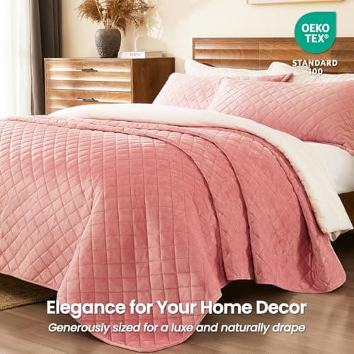 L'AGRATY Velvet Quilt King Size: 3-Piece Reversible Luxury Velvet Bedding Comforter Set - Lightweight Oversized Quilted Bedspread Coverlet with 2 Pillow Sham for All Season - Pink Quilt - Thumbnail 2