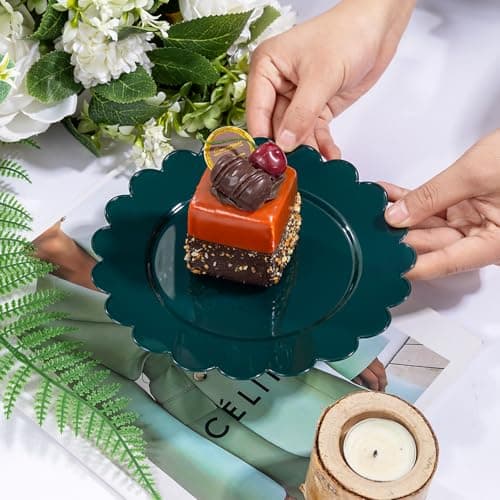 LIYH 200 Pcs Dark Green Dessert Plates - Disposable Cake Plates with Gold Forks, Gold Dessert Forks 5", Plastic Cake Plate 7.5" for Holiday Party - Thumbnail 6