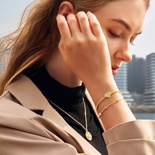 Cicy Bell Gold Heart Initial Bracelets for Women Gifts Dainty 18K Gold Plated Cubic Zirconia Personalized A-Z Name Chain Link Charm Bracelet Non Tarnish Birthday Jewelry Gifts for Her - Thumbnail 2