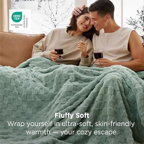 Bedsure GentleSoft Sage Green Throw Blanket for Couch - Checkered Cute Fleece Blankets, Soft Cozy Spring Summer Throw for Bedroom Home Decor Gifts for Girls, Green, 50x60 Inches - Thumbnail 2