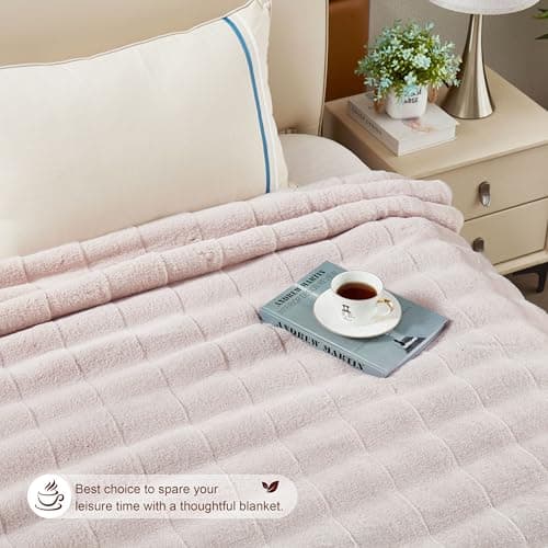 DREAMNINE Extra Large Premium Soft Fluffy Faux Rabbit Fur Blanket Full Size 70" x 80", Decorative Big 3D Plaid Warm Thick Fuzzy Bed Fur Blankets for Winter, Luxury Shaggy Cute Plush Furry Blanket,Pink - Thumbnail 3