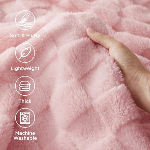 Bedsure GentleSoft Pink Throw Blanket for Couch - Checkered Fleece Blankets, Cute Soft Cozy Throw for Bedroom Home Decor Gifts for Kids Girls, 50x60 Inches - Thumbnail 3