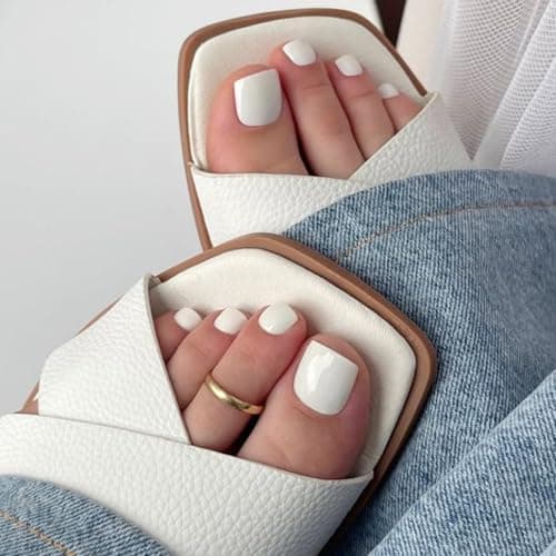 GLAMERMAID Pure White Press on Toenails Short, Spring Summer Solid White Jelly Soft Gel Glue on Toe Nails, Neutral Glossy Reusable Square Toe Fake Nails, Acrylic False Nails Manicure Kits for Women