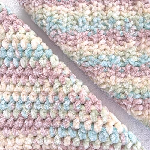 Chenillique XL Plush Velvet Chenille Yarn #6 Super Bulky – 4-Pack (352 Yards / 400 g) – Variegated Yarn for Plushies, Blankets, Amigurumi & Accessories - Beach Sand - Thumbnail 4