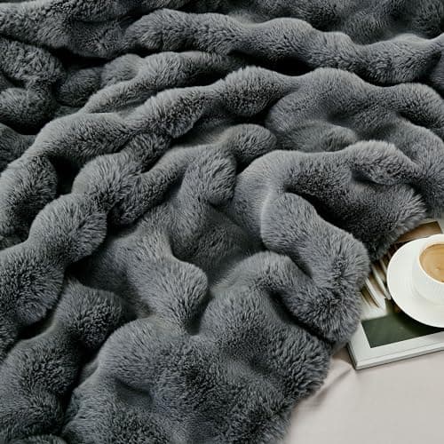 DREAMNINE Soft Faux Bubble Rabbit Fur Throw Blanket for Couch, Thick Cozy Decorative Warm Fuzzy Fur Blanket for Sofa Chair Bedroom Living Room Dorm Gift, 50 * 60 Inches, Grey - Thumbnail 5