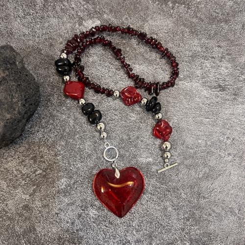 Jekvill Heart Shape gothic necklace，Irregular garnet necklace，Goth Jewelry Gifts，halloween accessories for woman - Thumbnail 3