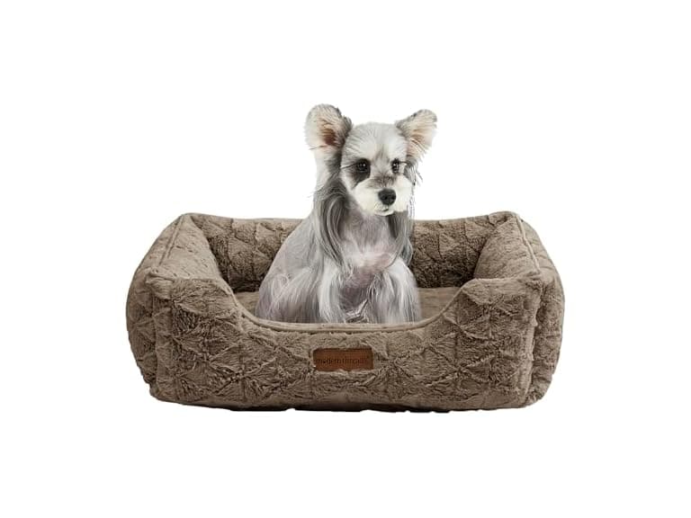 Modern Threads Ultra Soft Plush Pet Bed Medium - Image 1