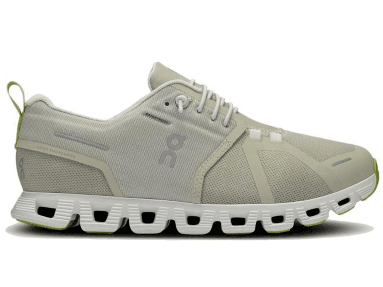 On Running Cloud 5 Waterproof Women's Shoes - Image 1