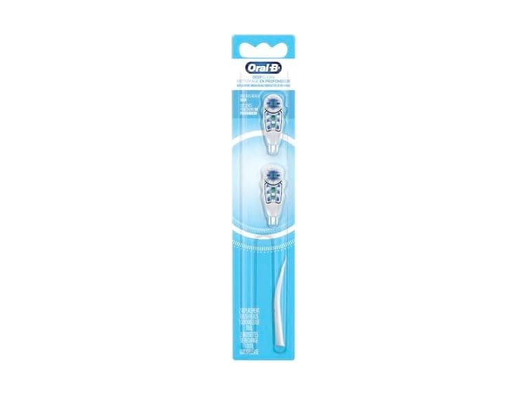 Oral-B CrossAction Battery Toothbrush Replacement - Image 1