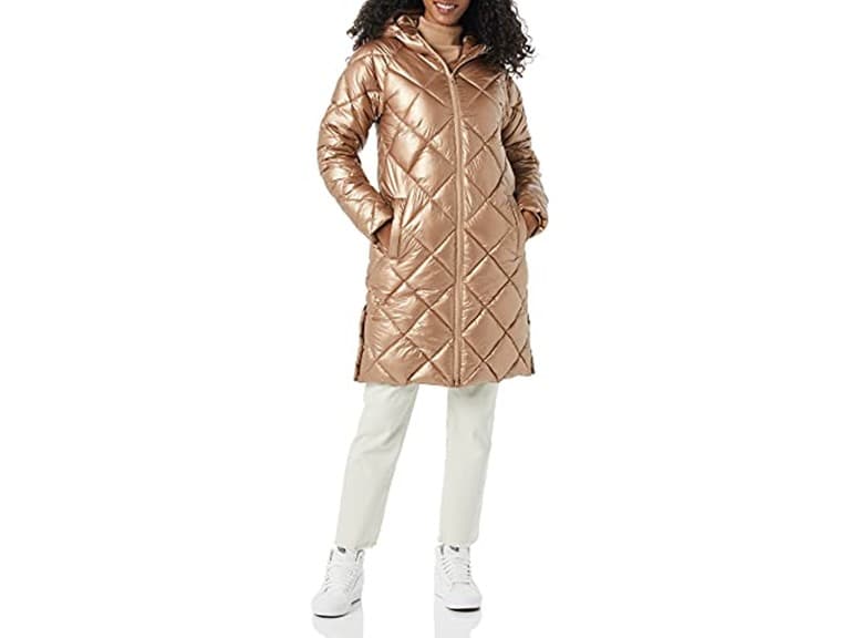Amazon Essentials Women Heavy Weight Diamond Coat - Image 1