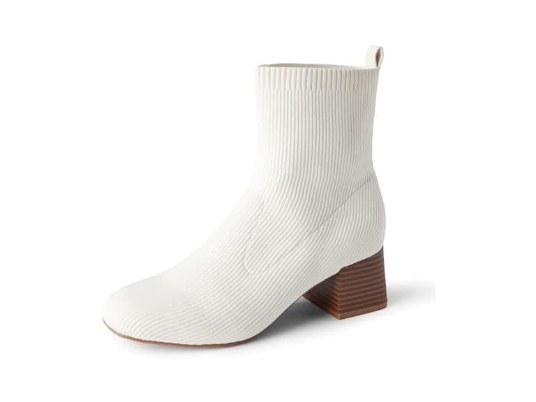 Amazon Essentials Women's Knit Boots, 6 - Image 1
