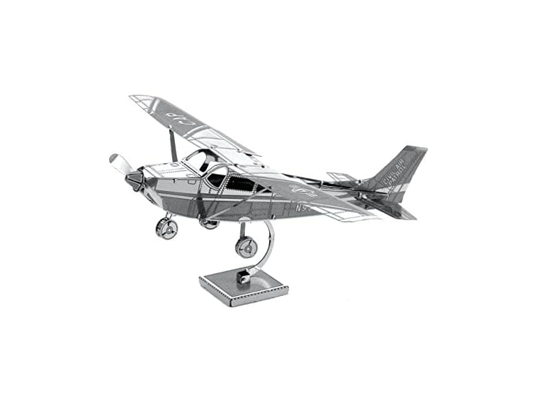 Metal Earth Cessna 172 Airplane 3D Metal - Image 1
