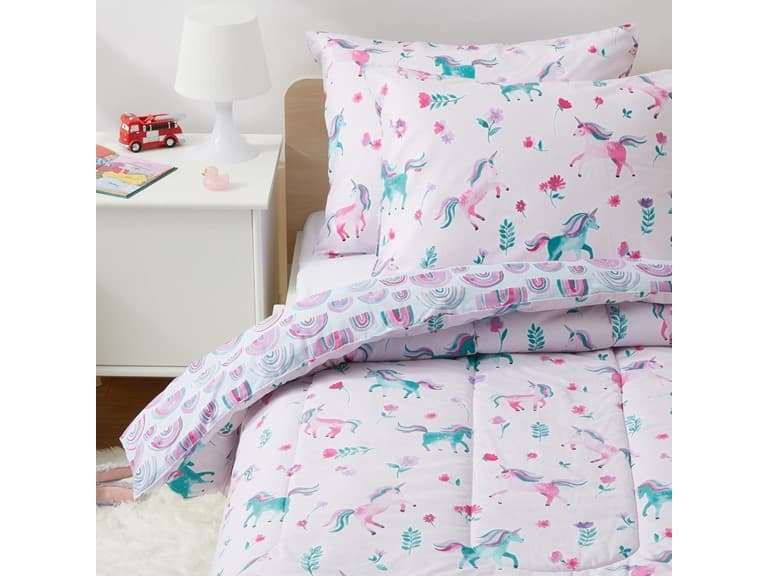 Amazon Basics Kids' 3 Piece Comforter Set - Image 1