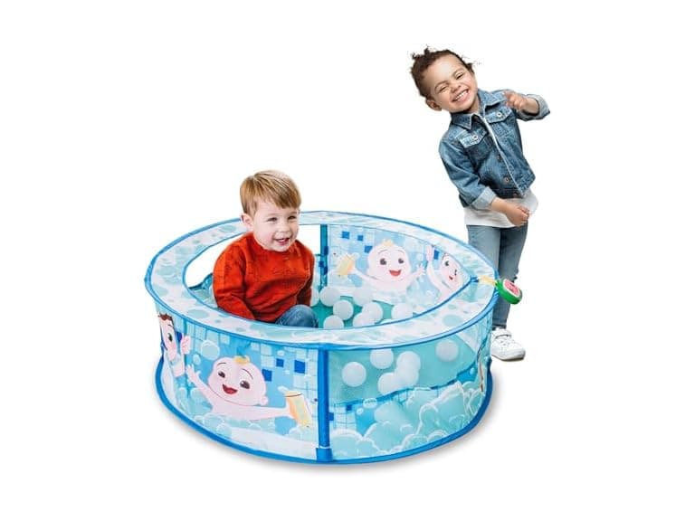Cocomelon Bath Time Sing Along Play Center - Image 1