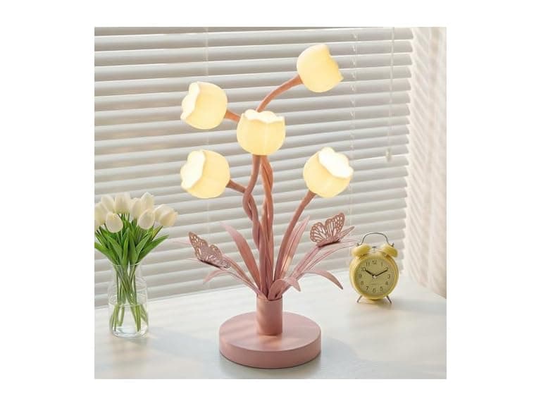 TOBUSA Pink Flower Table Lamp - Image 1