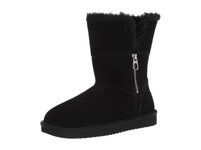 Koolaburra by UGG Aribel Short Black 9 M - Image 1