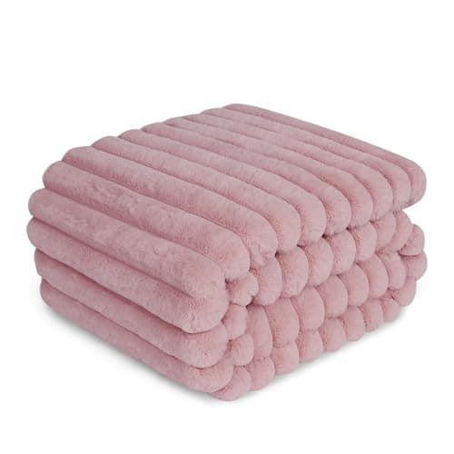 ZAKAPAWS Waterproof Pet Blanket for Large Dogs & Cats - Reversible Calming Plush, Washable Furniture Cover for Couch, Bed, Car Seat, Blocks Leaks, Stains & Pet Fur (Pink, 30"x40")