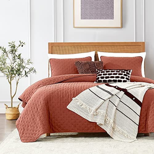 ROARINGWILD Burnt Orange Quilt Sets King Size with Pillow Shams, King Quilt Bedding Set, Lightweight Soft Bedspread Coverlet, Quilted Comforter for All Season - Image 1