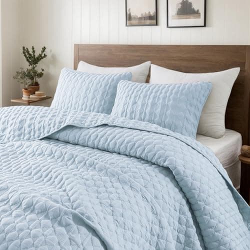 WDCOZY Light Blue Quilt King Size Bedding Set with 2 Pillow Shams, Lightweight Soft Bedspread Coverlet, Thin Comforter Bed Cover for All Season, 3 Pieces, 104x90 inches - Image 1